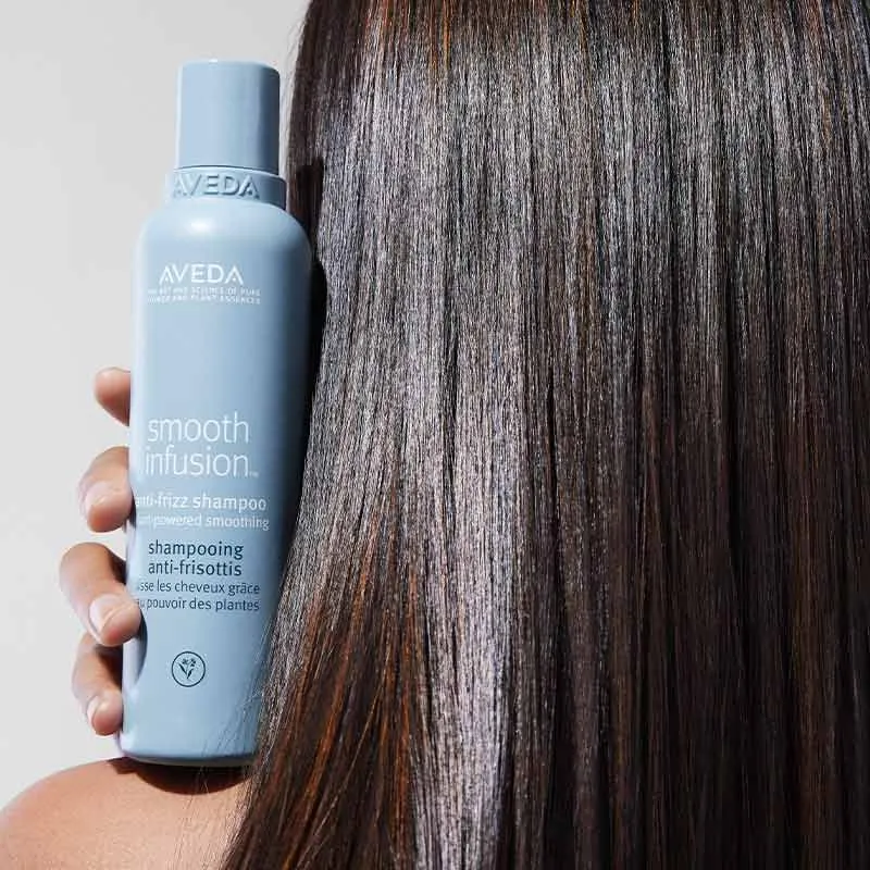 Aveda Smooth Infusion Anti-Frizz Shampoo   FREE Aveda Smooth Infusion Perfectly Sleek Blow Heating Cream 40ml