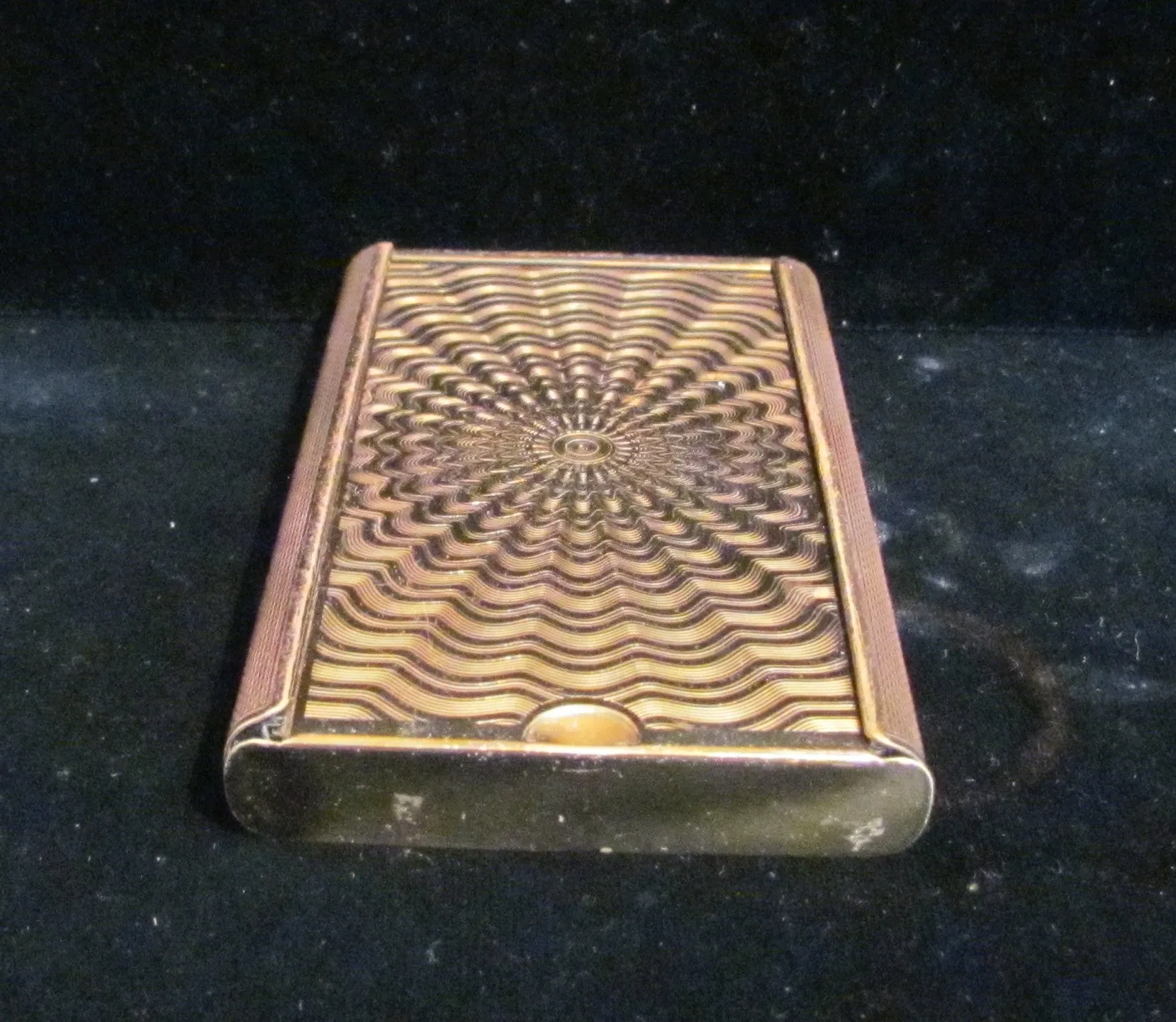 Vintage Stratton Compact Brush Gold Engine Turned Design